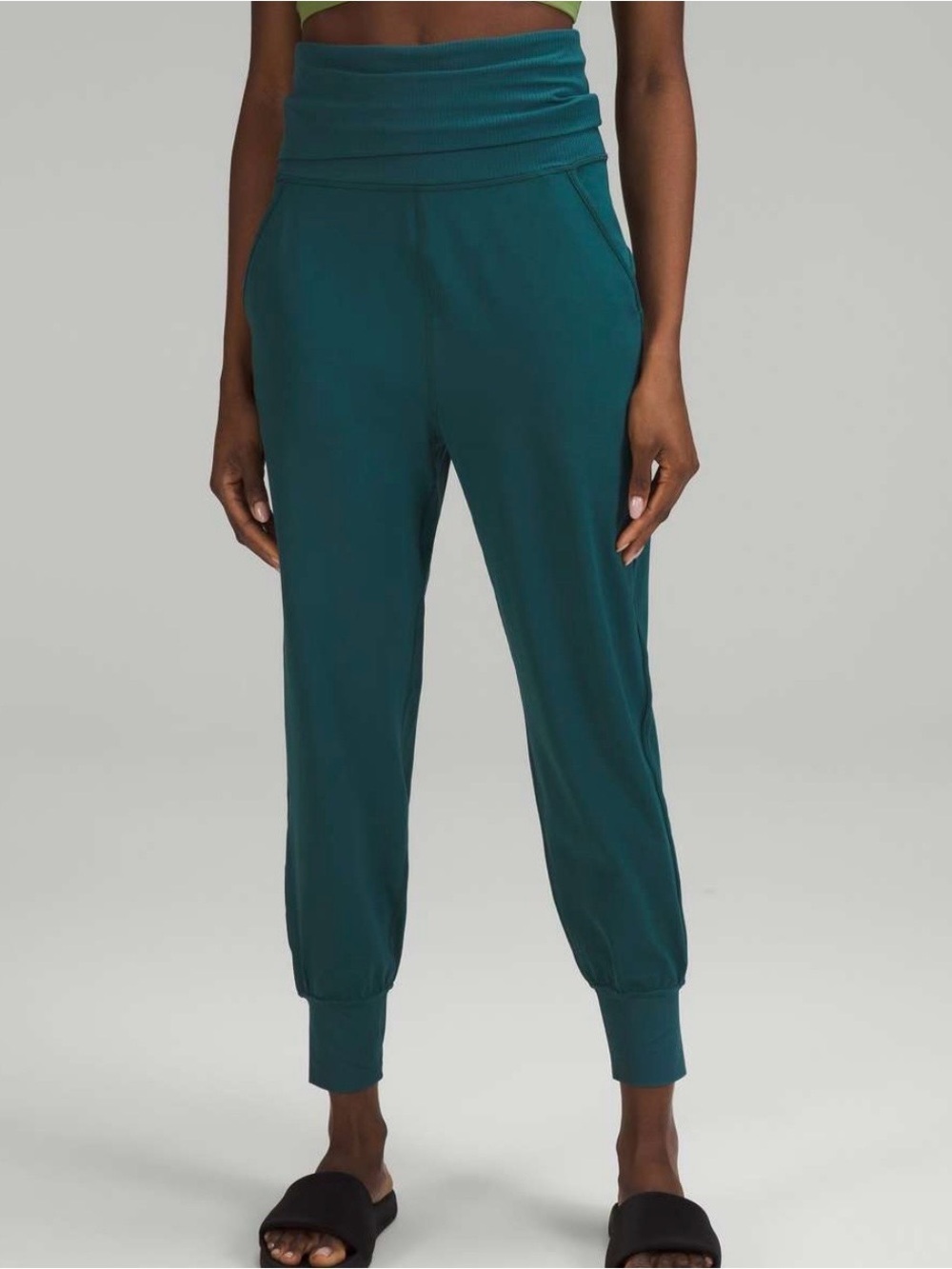 Lululemon Align Super High Rise Ribbed Waist Joggers in the color Green Jasper